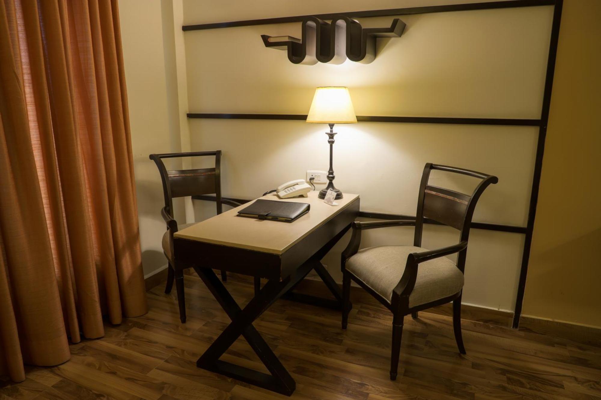 Hotel Maharaja Regency Ludhiana Eksteriør billede